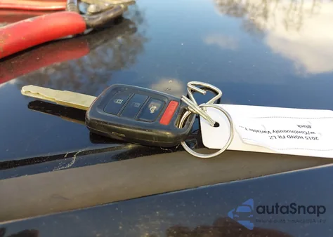 2015 Honda Fit Lx z USA, uszkodzony, nr VIN 3HGGK5H51FM707072